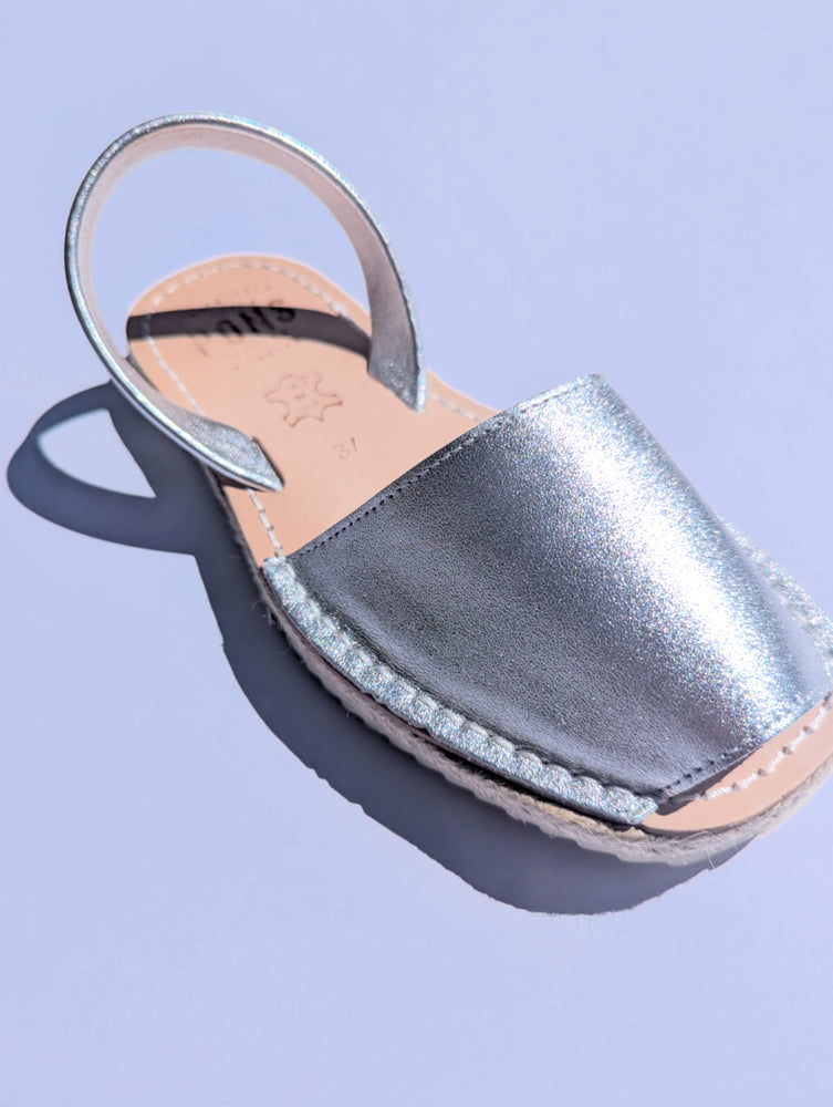 
            
                Load image into Gallery viewer, Espadrille - Metallic SILVER
            
        